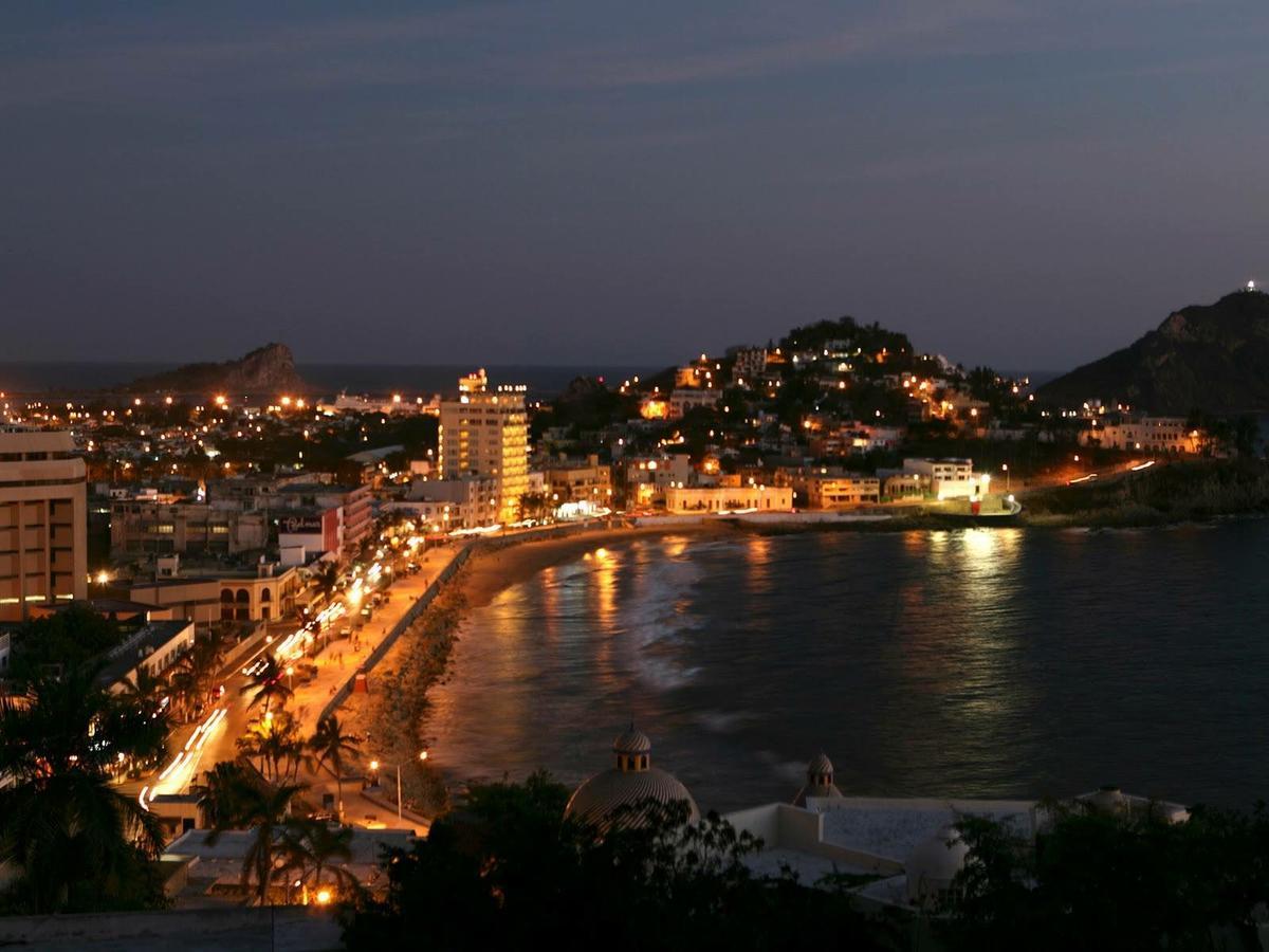 Departamentos Con Alberca Apartment Mazatlan Bagian luar foto